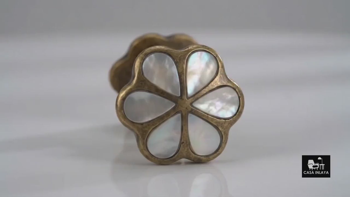 Pearl Floral Cabinet Knob